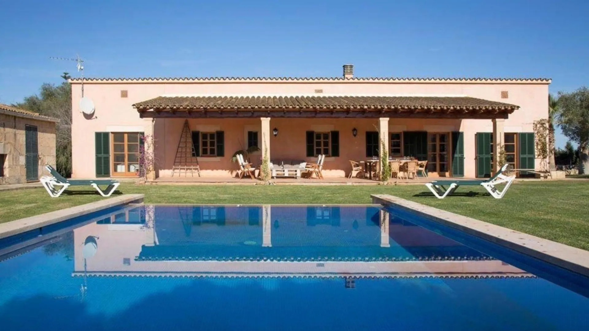 Ferienhaus Mit Privatpool Fuer 8 Personen Ca 160 Qm In Muro, Mallorca Nordkueste Von Mallorca
